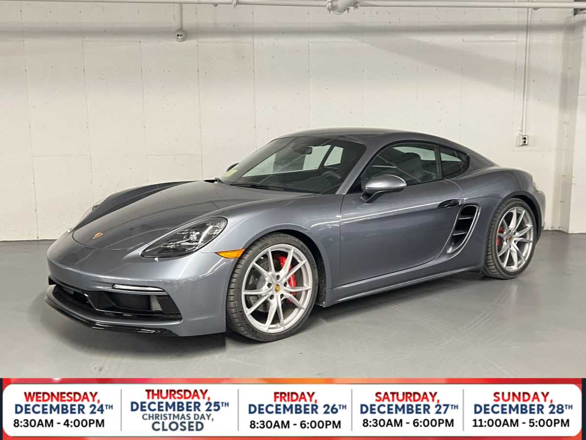 new 2025 Porsche 718 Cayman car