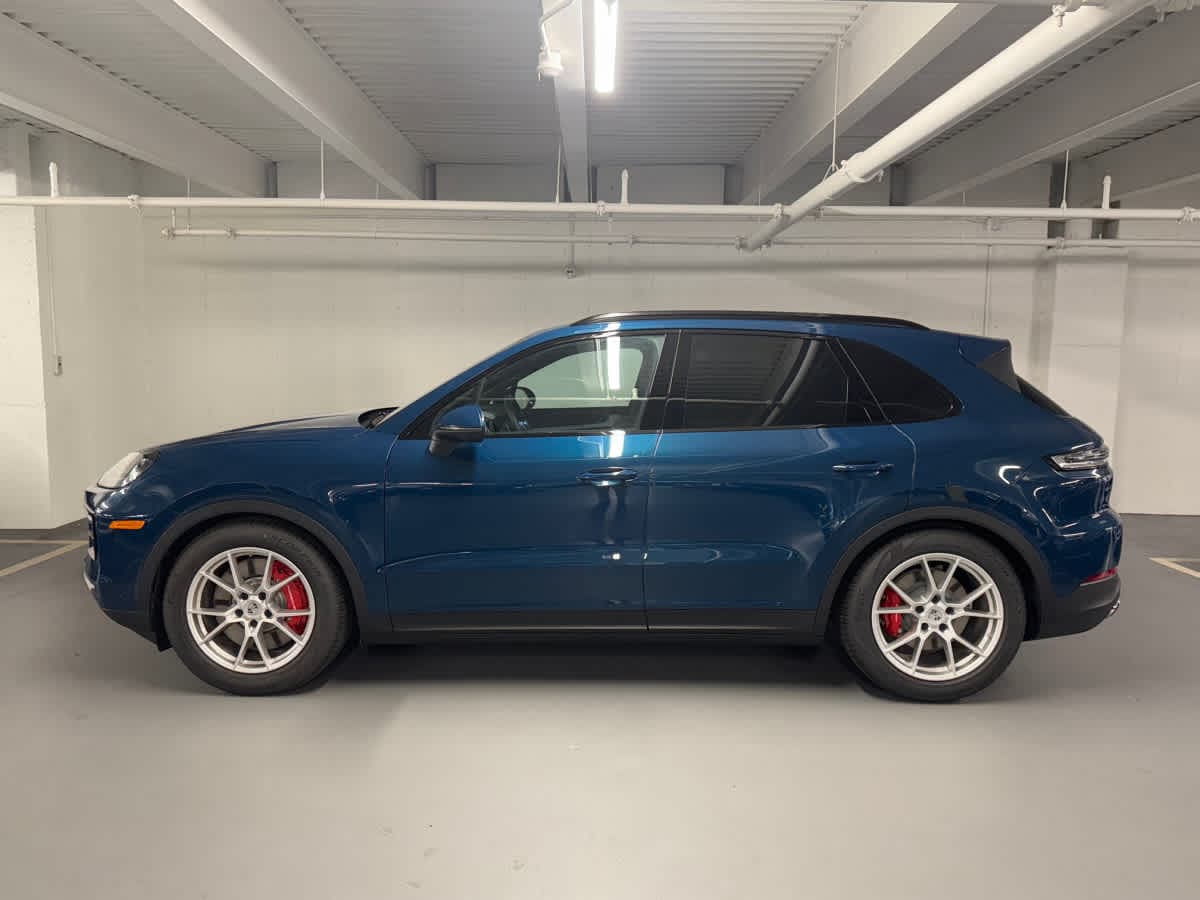 new 2025 Porsche Cayenne car