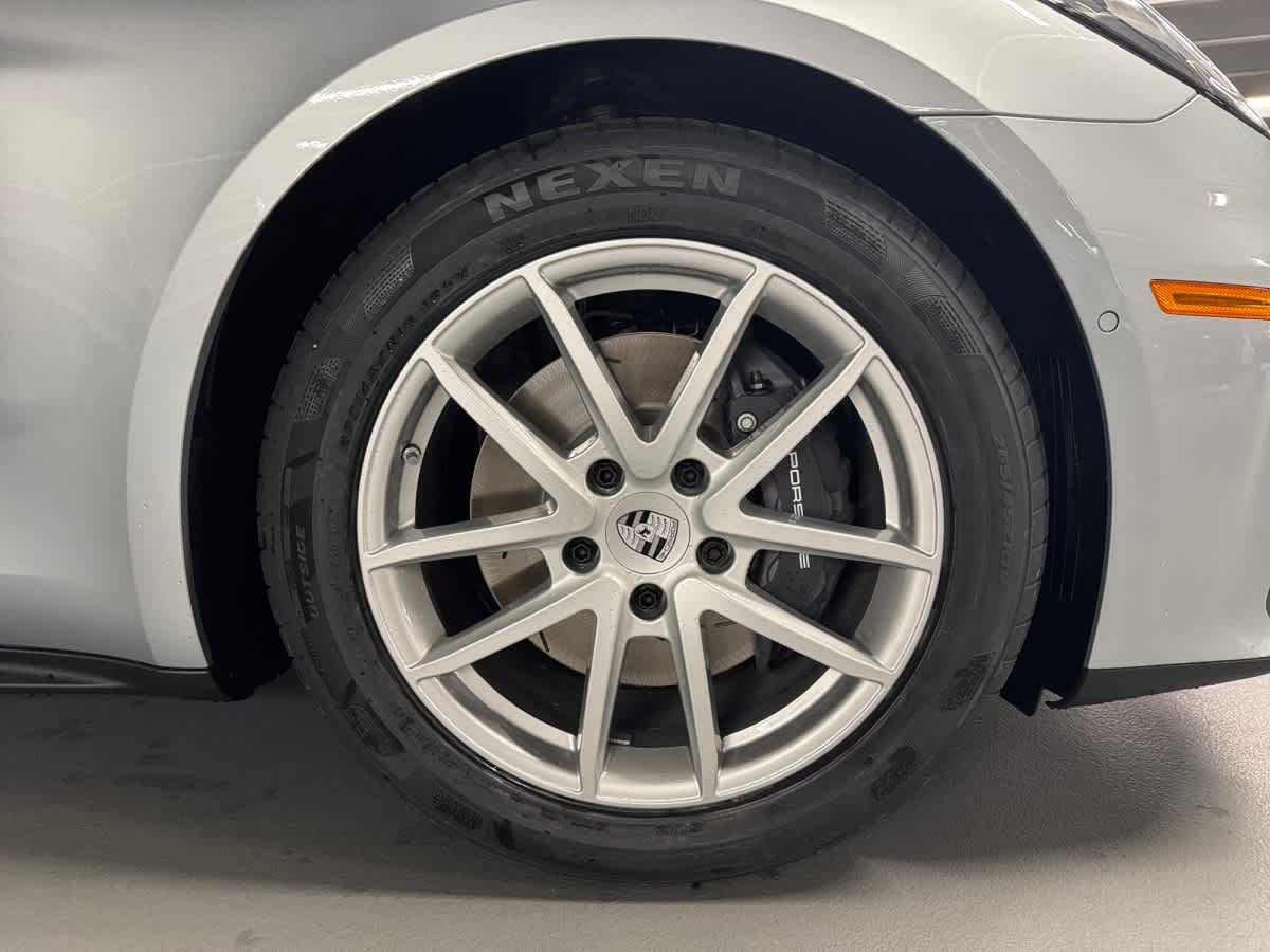 new 2026 Porsche Panamera car