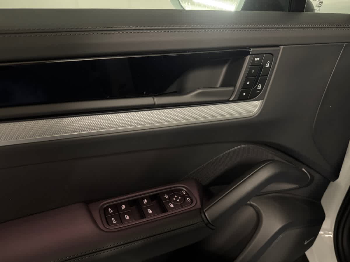 new 2026 Porsche Cayenne car