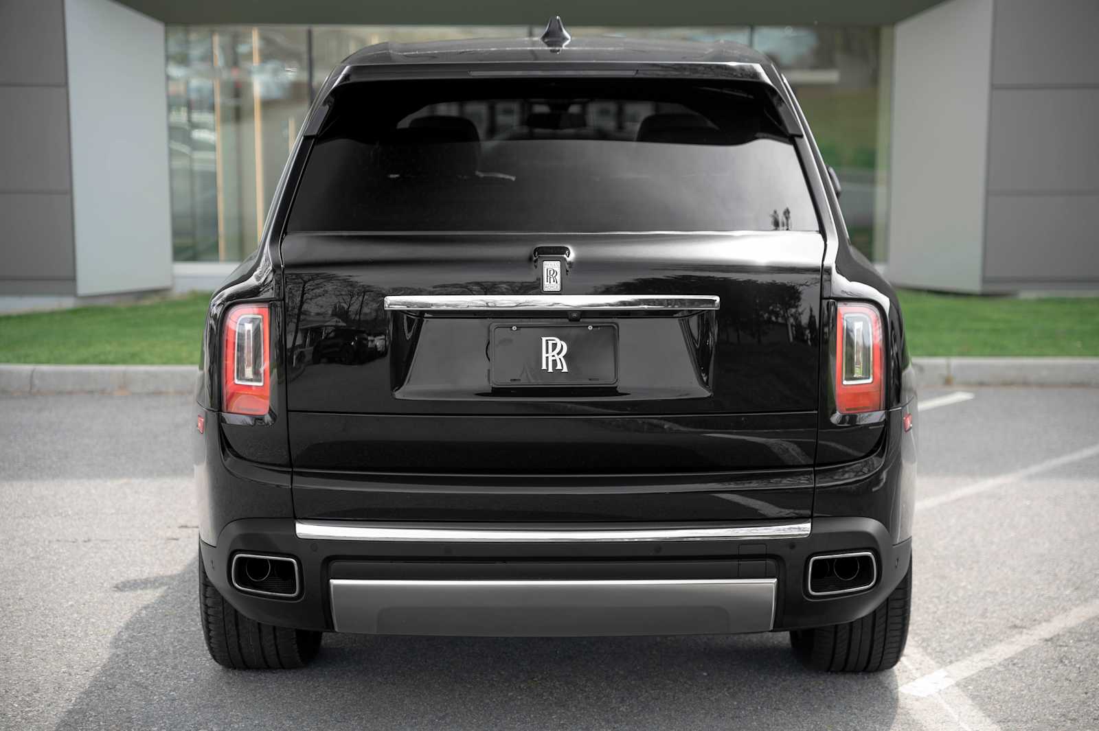used 2023 Rolls-Royce Cullinan car, priced at $315,988