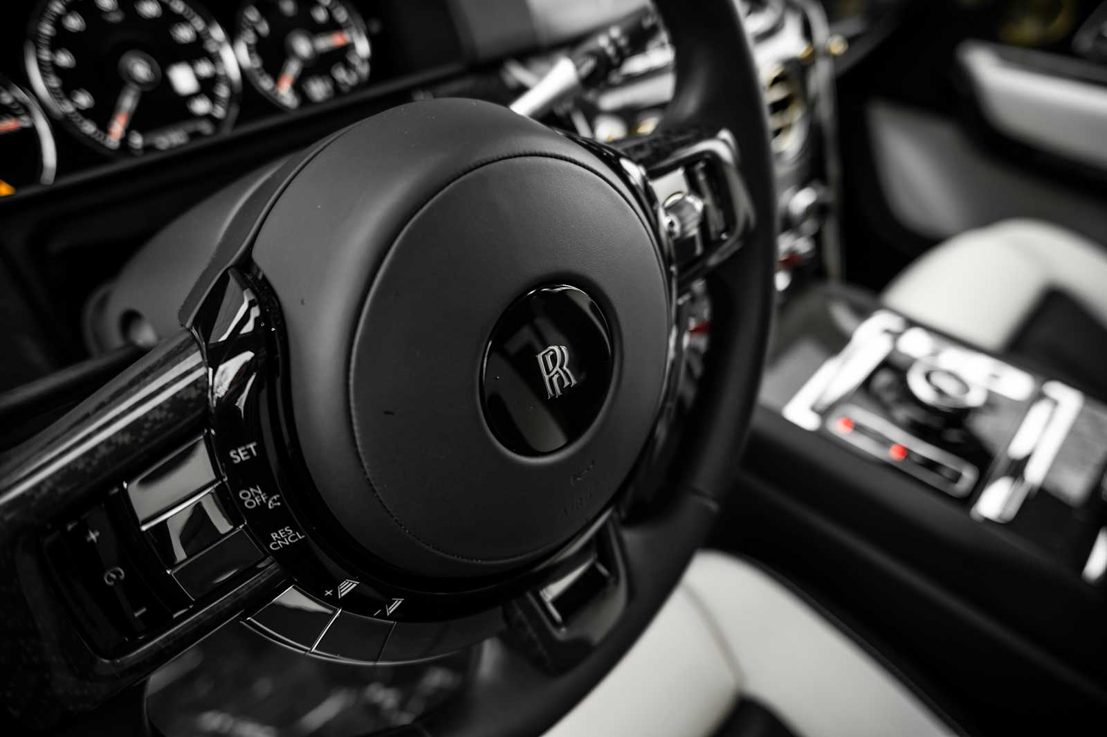 used 2022 Rolls-Royce Cullinan car, priced at $272,500