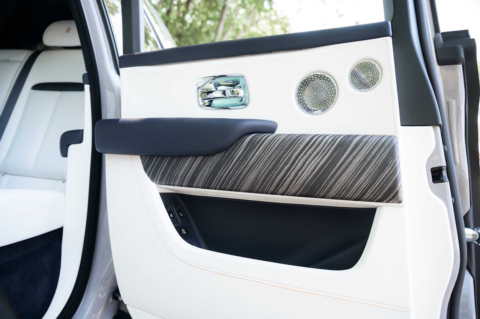2027 Rolls-Royce Cullinan Base - Photo 42