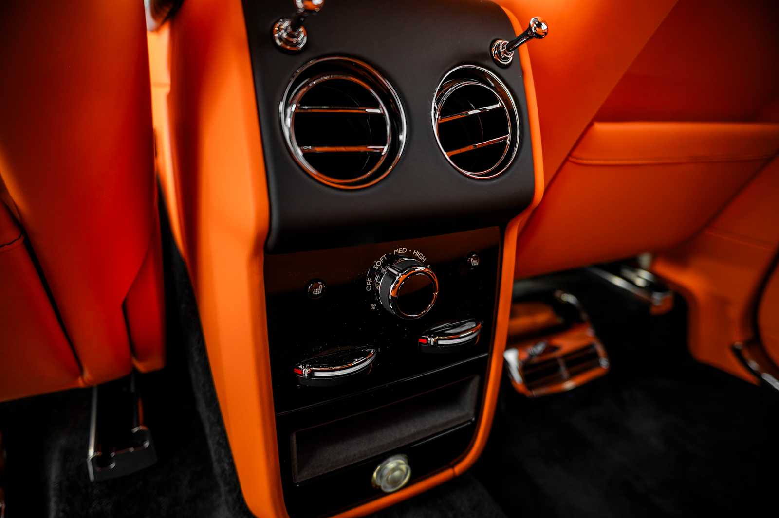 2026 Rolls-Royce Cullinan Base - Photo 38