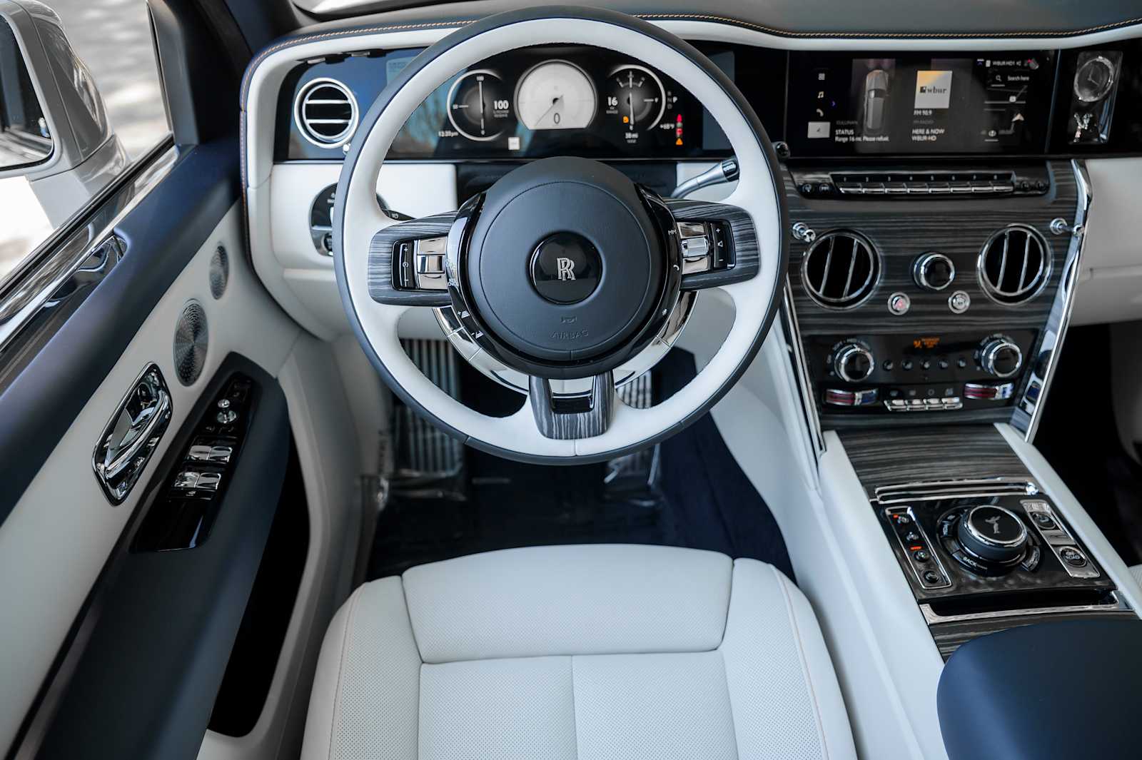 2027 Rolls-Royce Cullinan Base - Photo 54