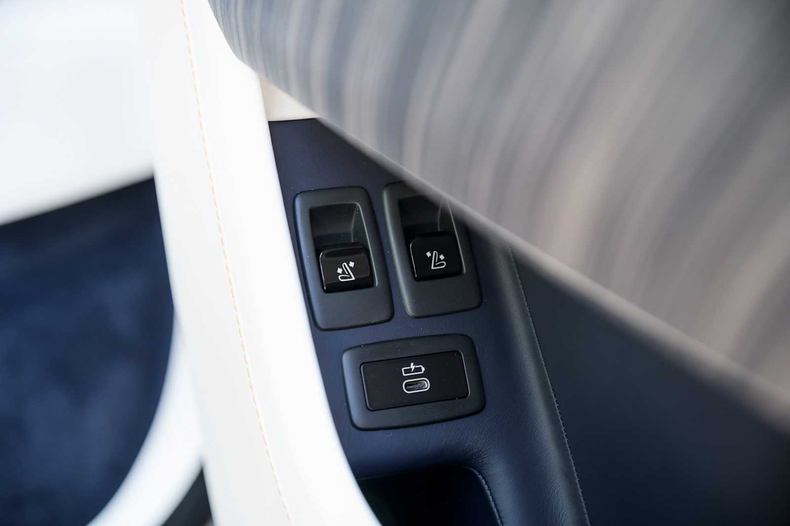 2027 Rolls-Royce Cullinan Base - Photo 46