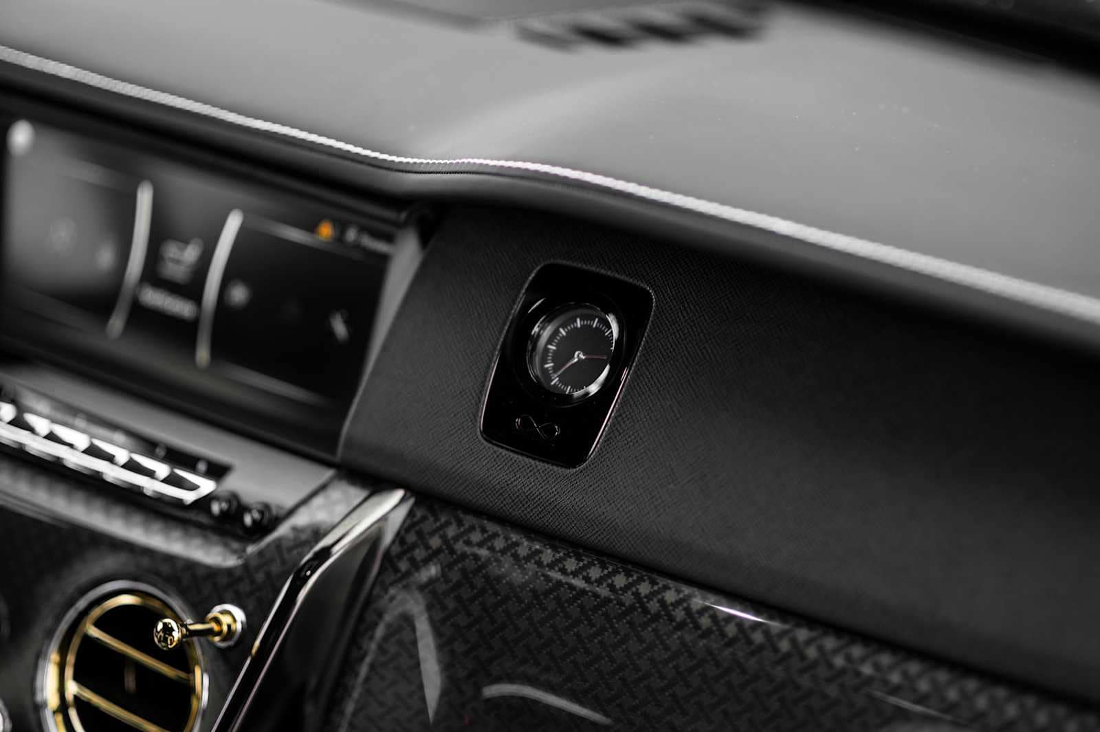 used 2022 Rolls-Royce Cullinan car, priced at $272,500