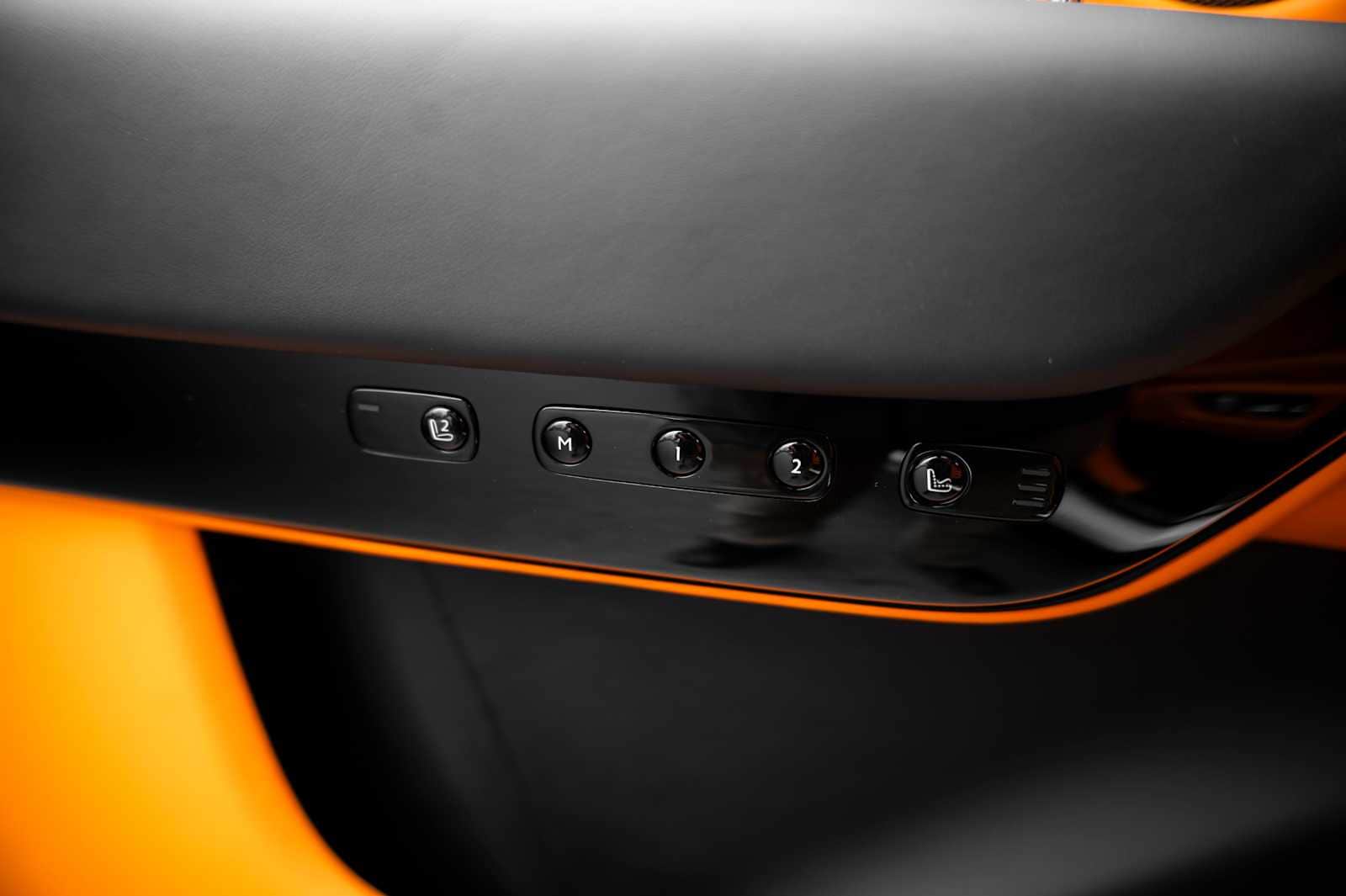 2026 Rolls-Royce Cullinan Base - Photo 24