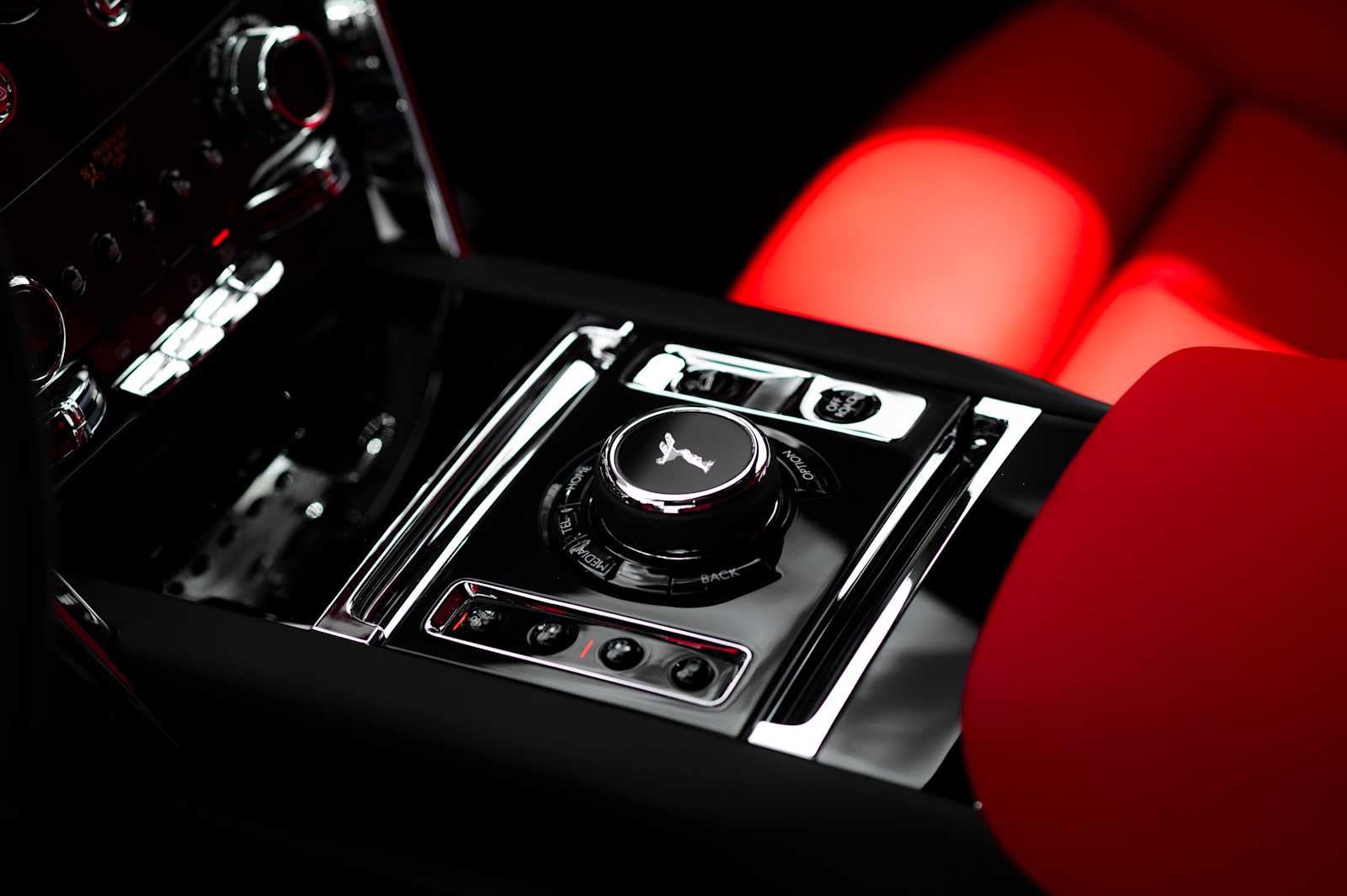 2026 Rolls-Royce Cullinan Base - Photo 22