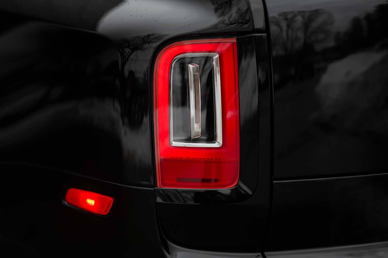 used 2022 Rolls-Royce Cullinan car, priced at $272,500