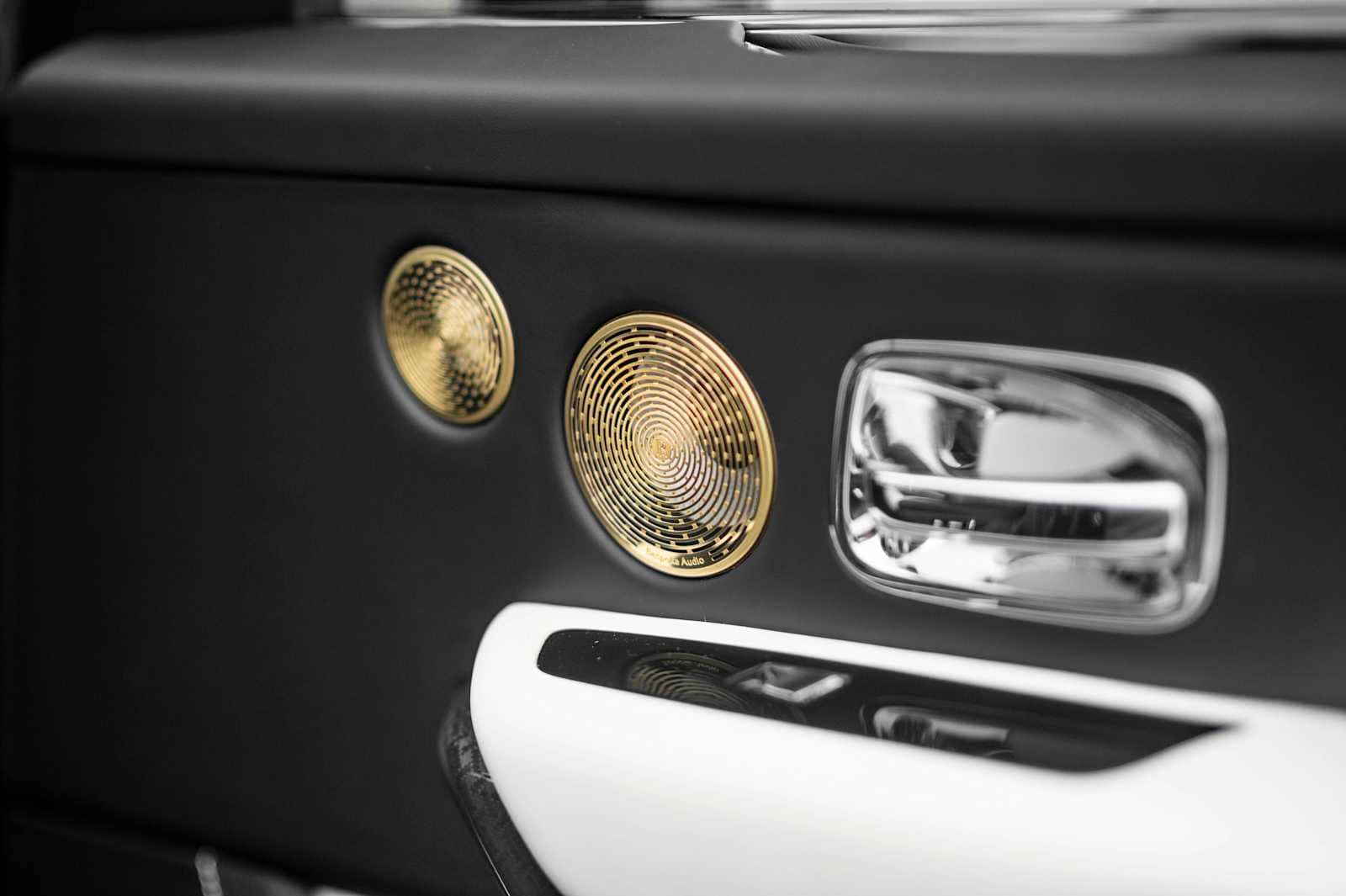 used 2022 Rolls-Royce Cullinan car, priced at $272,500