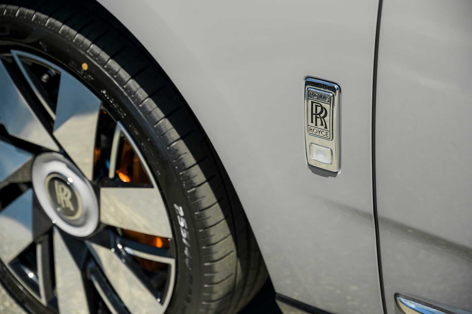 2027 Rolls-Royce Cullinan Base - Photo 16