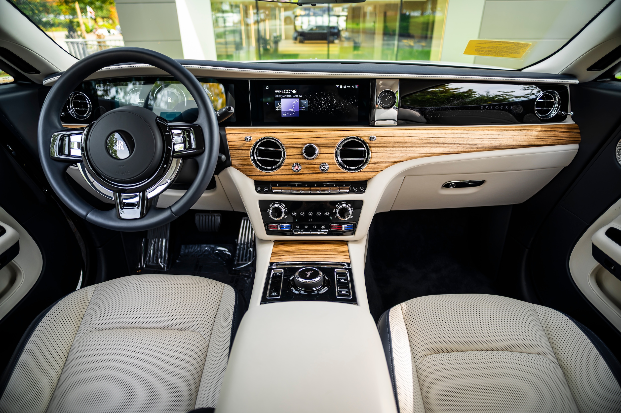 used 2024 Rolls-Royce Spectre car, priced at $363,150