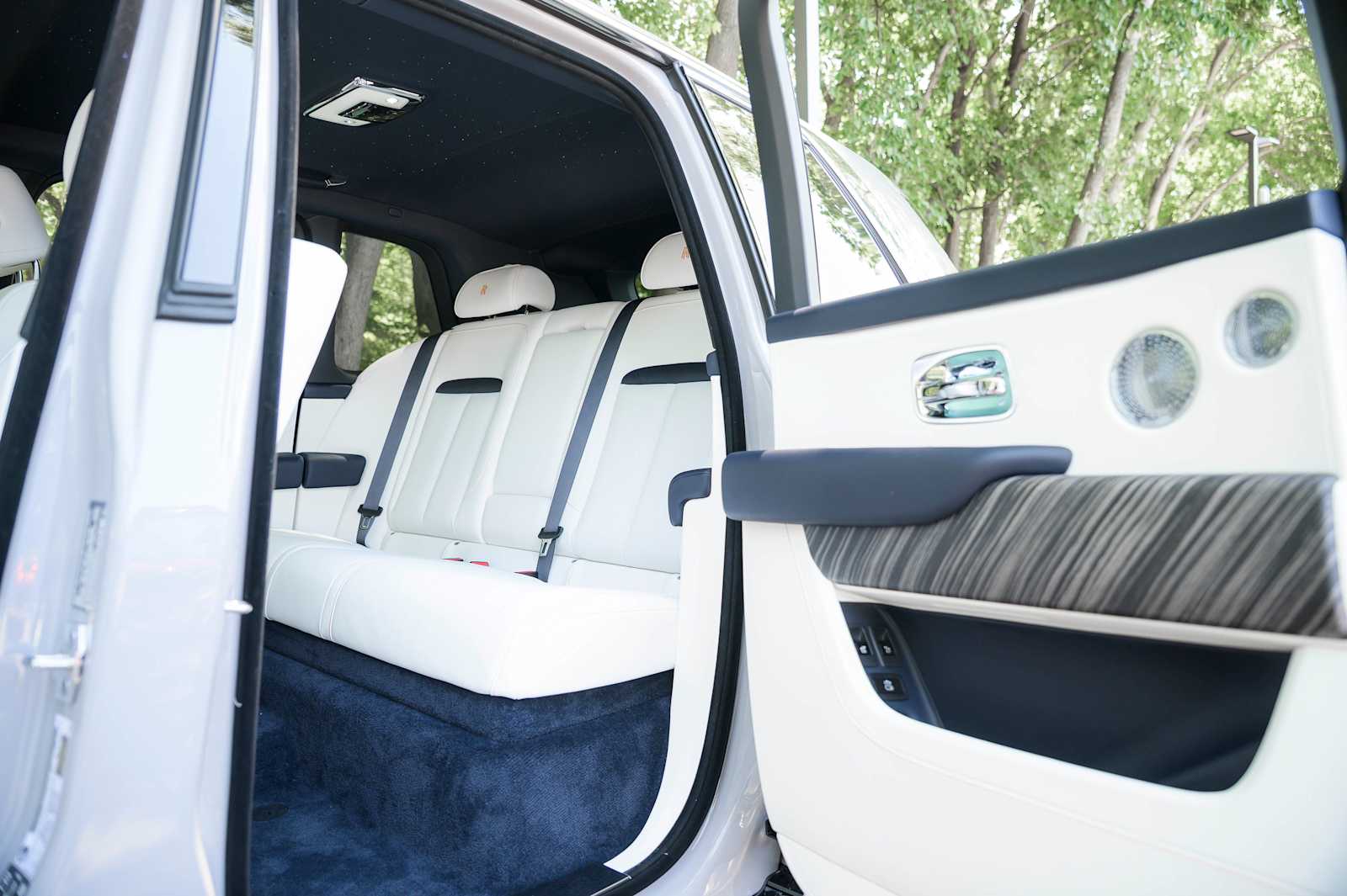 2027 Rolls-Royce Cullinan Base - Photo 41