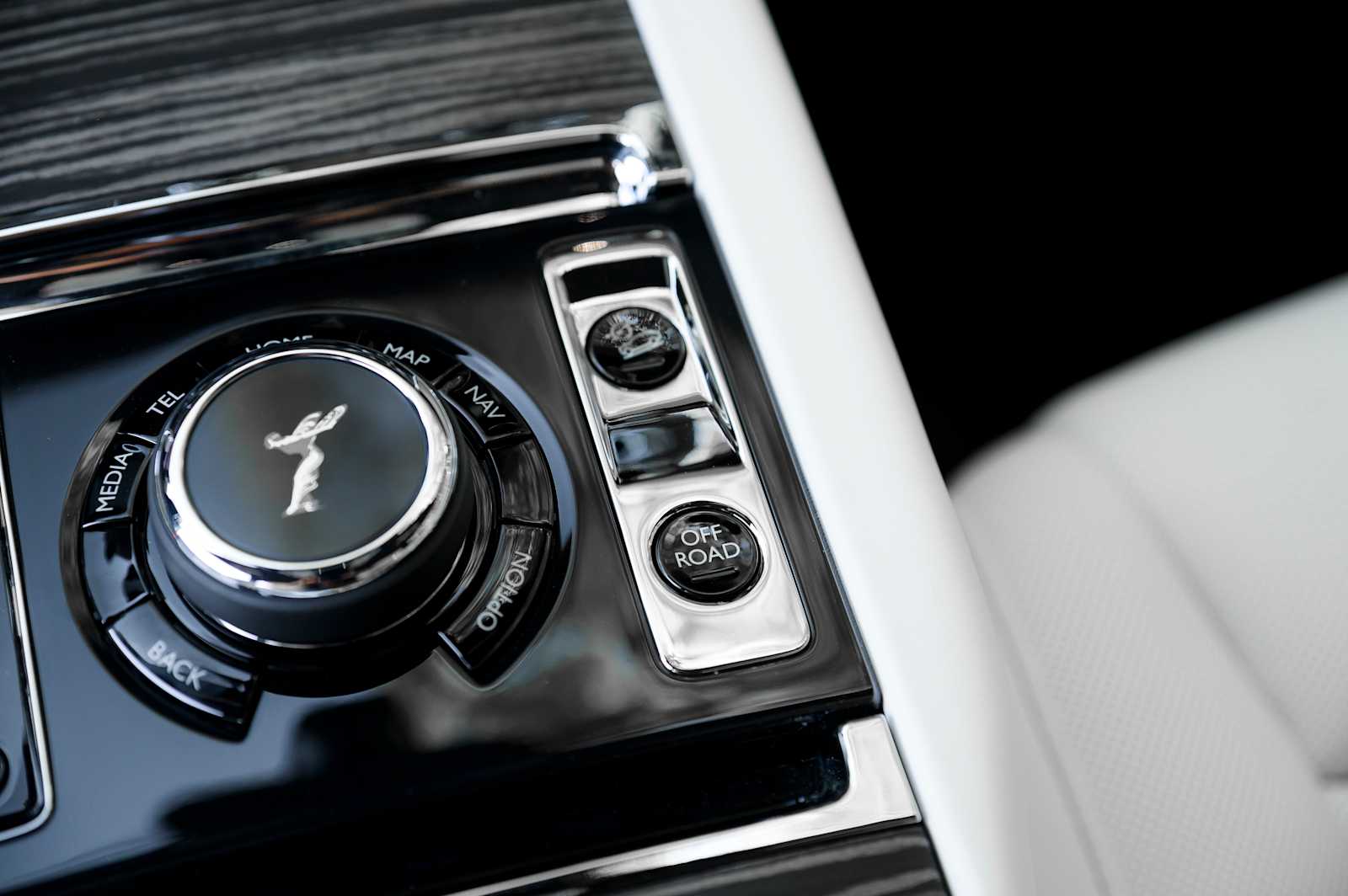 2027 Rolls-Royce Cullinan Base - Photo 59