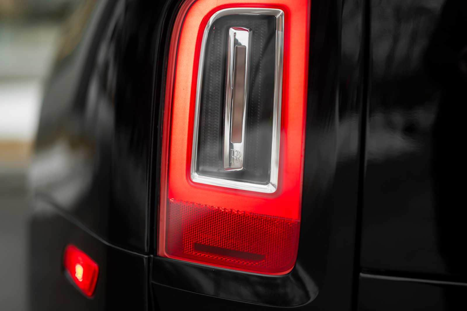 used 2022 Rolls-Royce Cullinan car, priced at $272,500