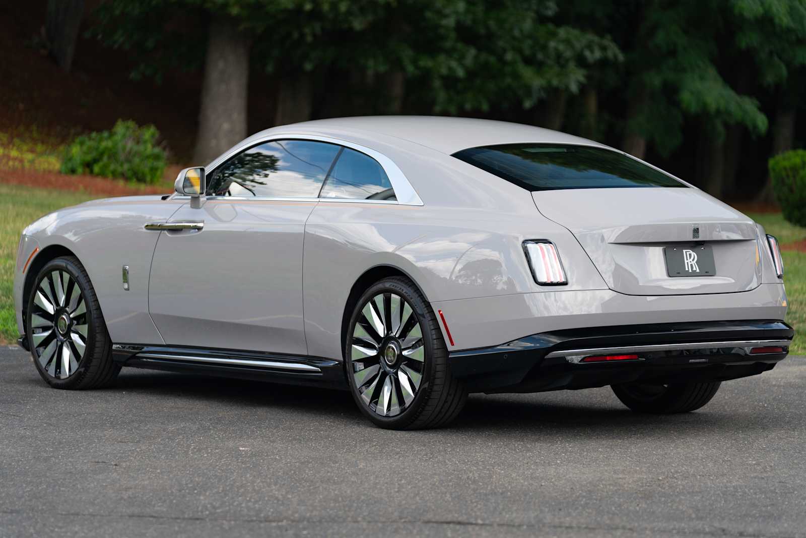 Used 2024 Rolls-Royce Spectre Base with VIN SCATK2C00RU220685 for sale in Wayland, MA