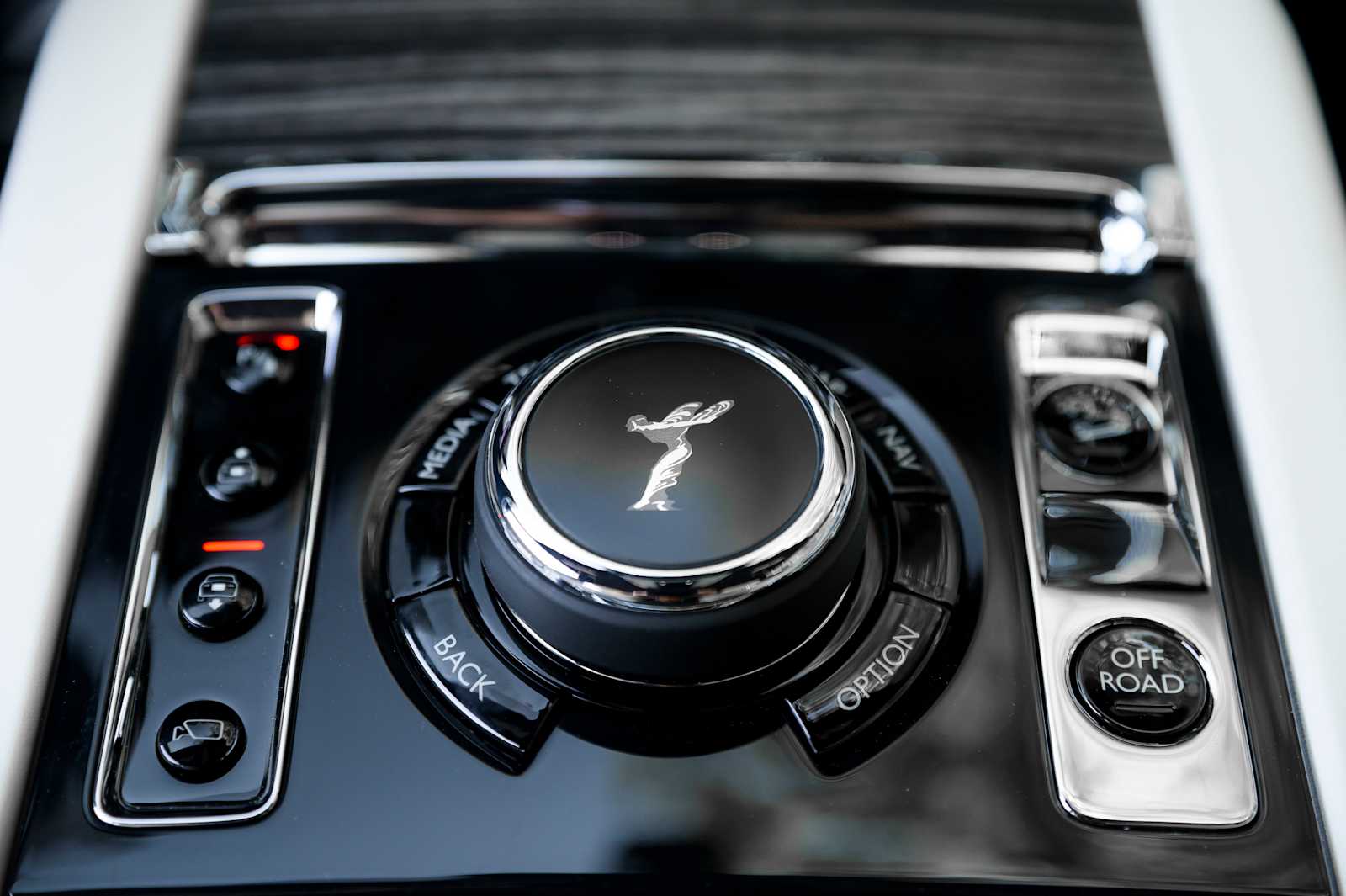 2027 Rolls-Royce Cullinan Base - Photo 60