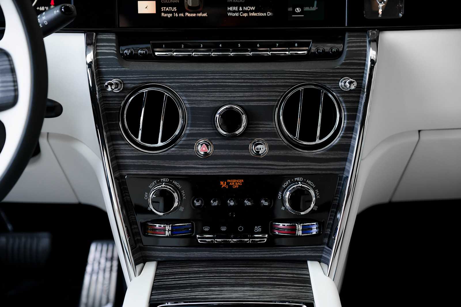 2027 Rolls-Royce Cullinan Base - Photo 61