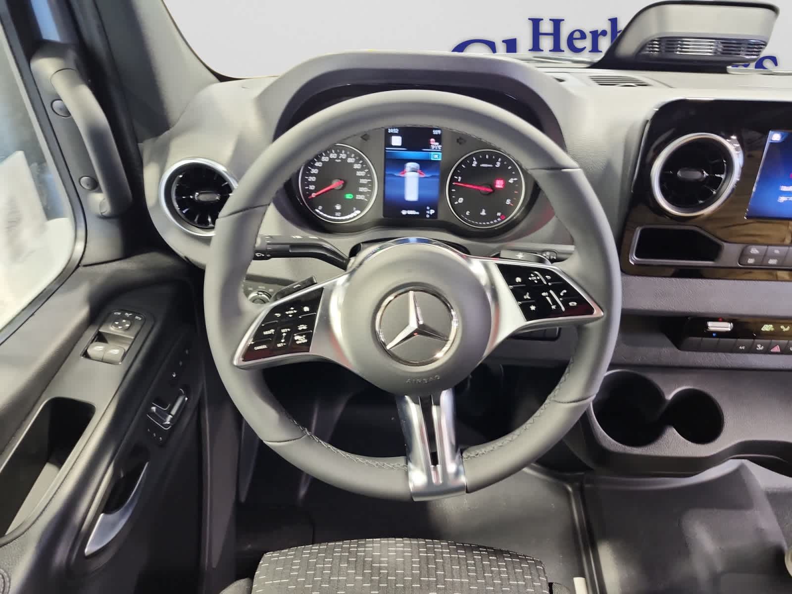 new 2026 Mercedes-Benz Sprinter 2500 car