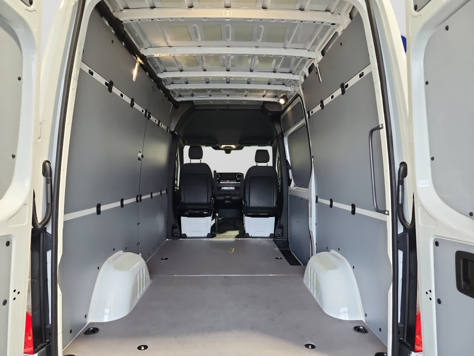 new 2026 Mercedes-Benz Sprinter 2500 car