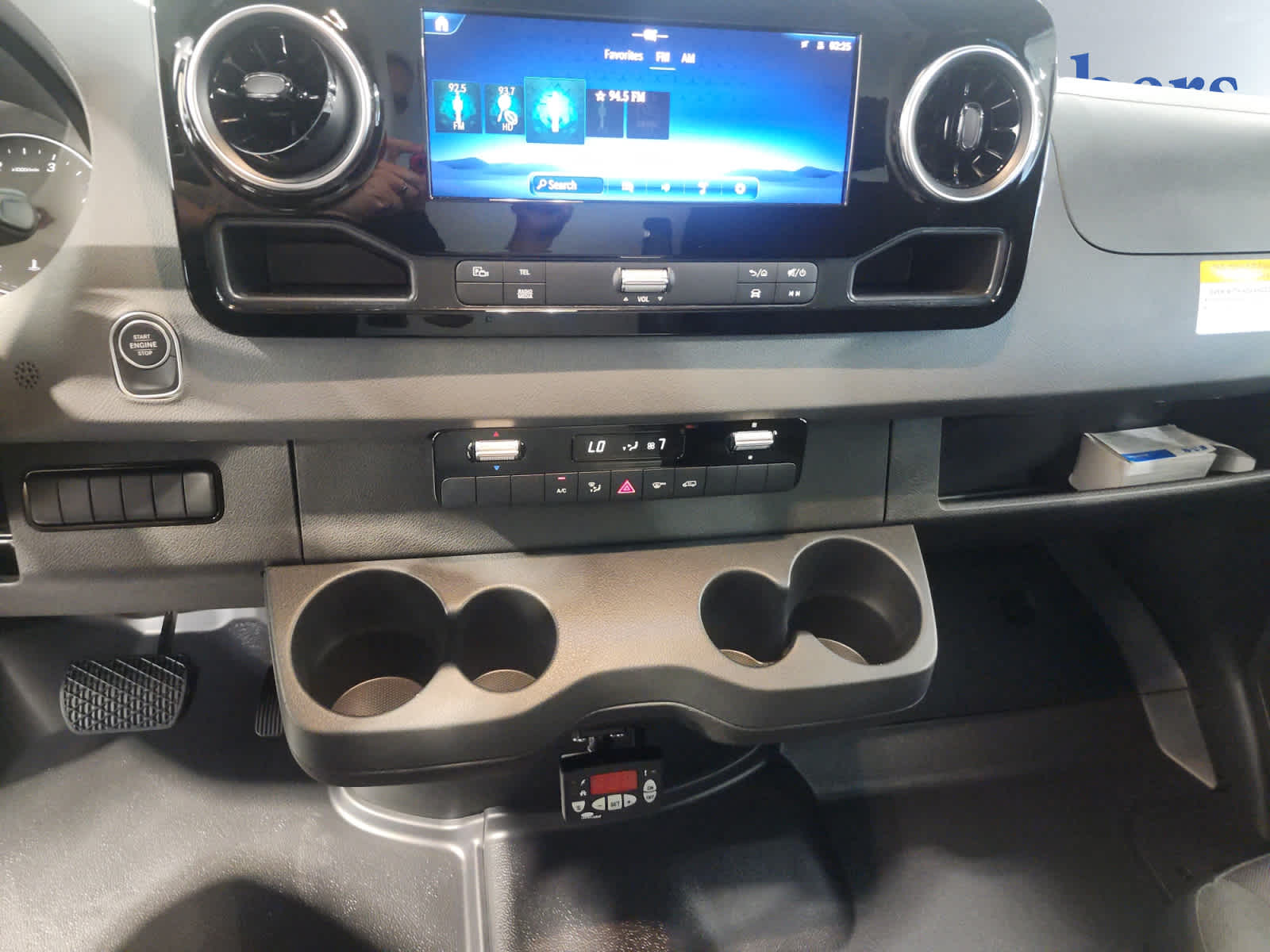 new 2025 Mercedes-Benz Sprinter 2500 car