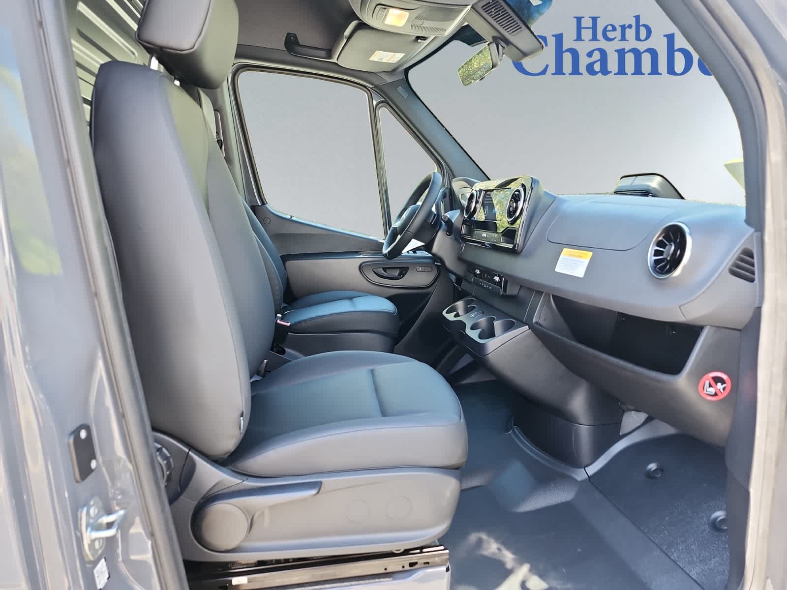 new 2025 Mercedes-Benz Sprinter 2500 car