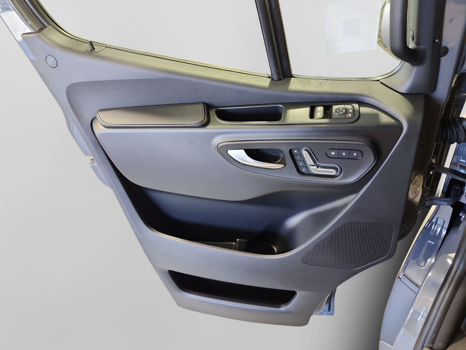 new 2026 Mercedes-Benz Sprinter 2500 car