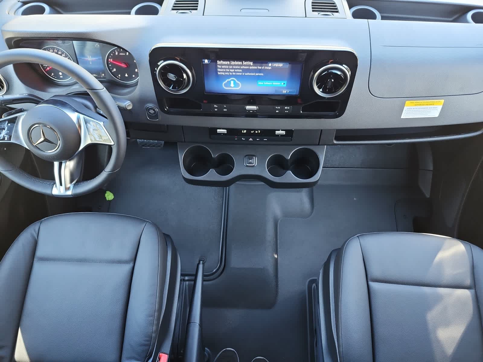 new 2025 Mercedes-Benz Sprinter 2500 car