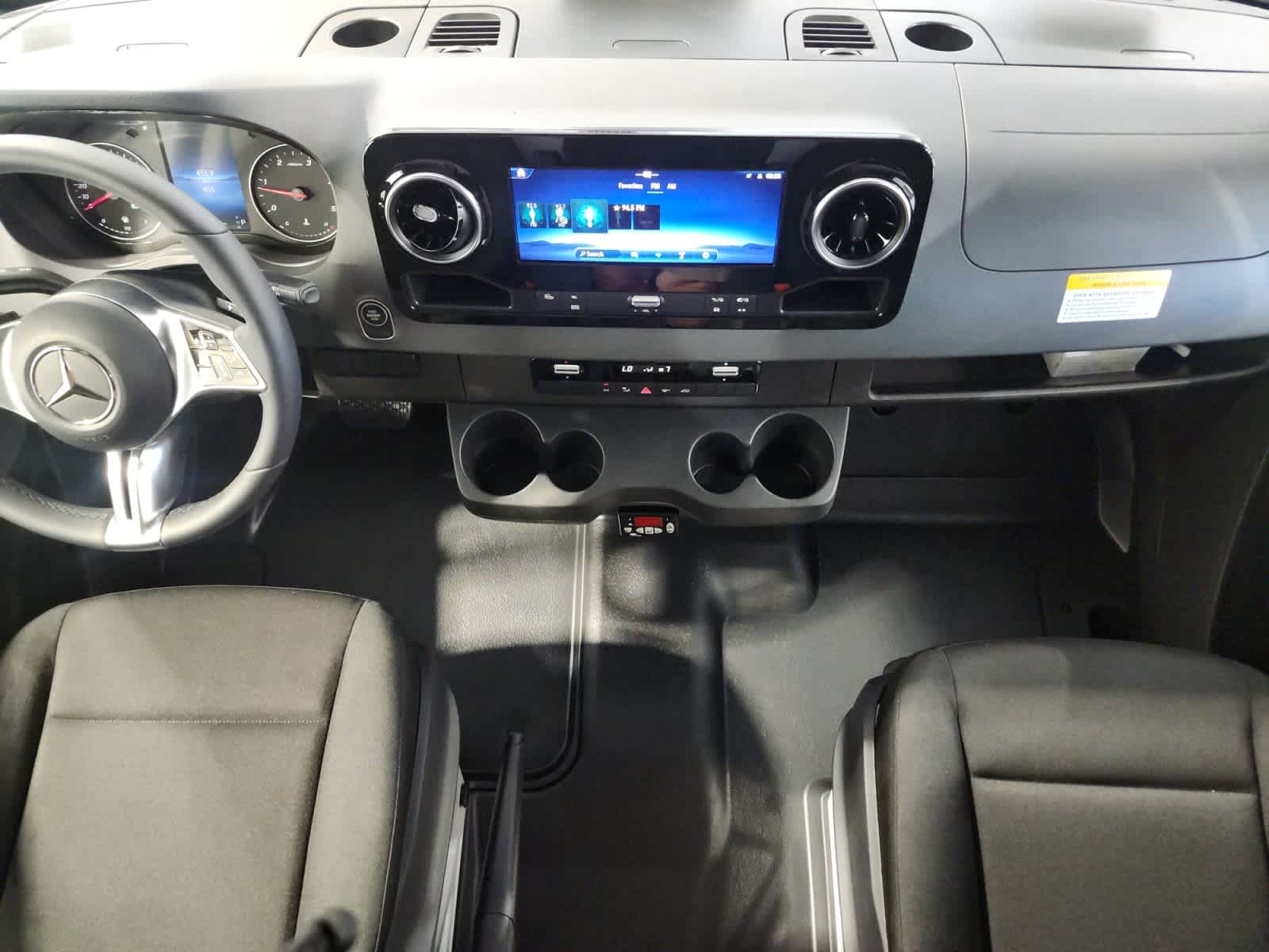 new 2025 Mercedes-Benz Sprinter 2500 car