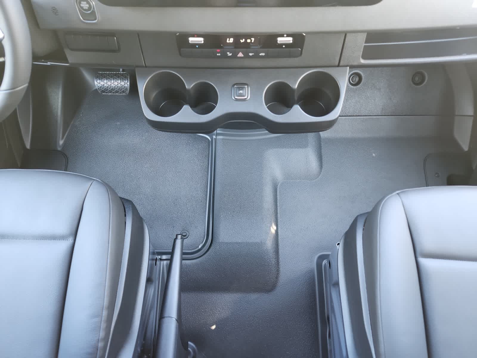 new 2025 Mercedes-Benz Sprinter 2500 car