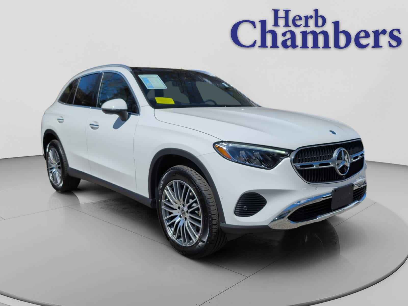 2026 Mercedes-Benz GLC GLC 300 4MATIC's photo