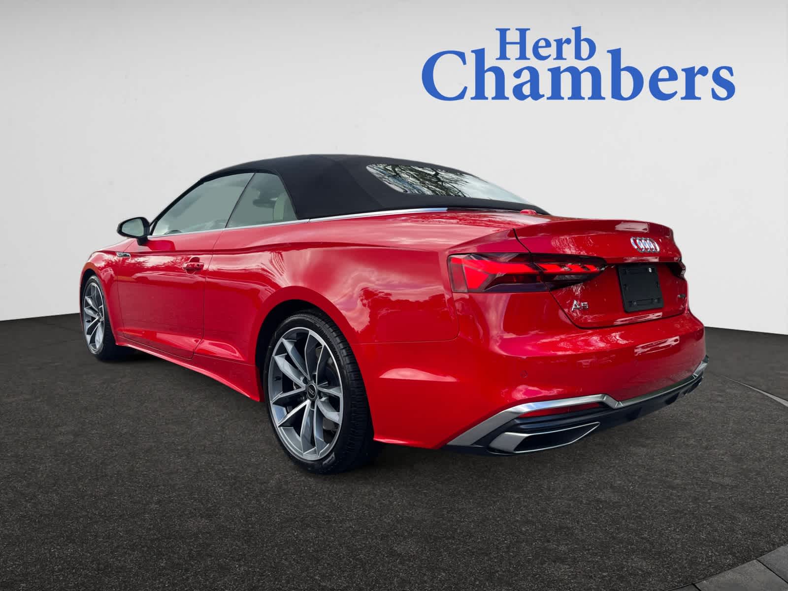 2024 Audi A5 45 S line Premium Plus Cabriolet photo 3