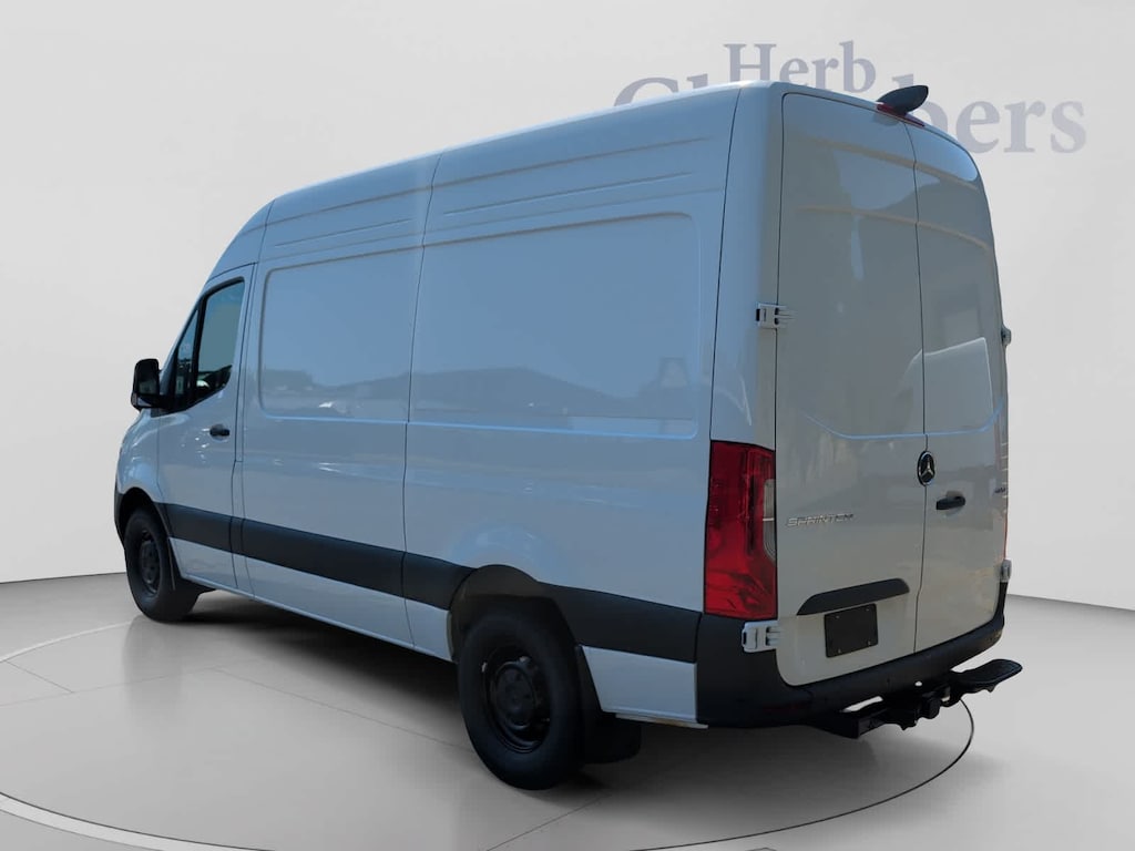 New 2026 Mercedes-Benz Sprinter 2500 Standard Roof 4-Cyl Diesel Van Cargo Van