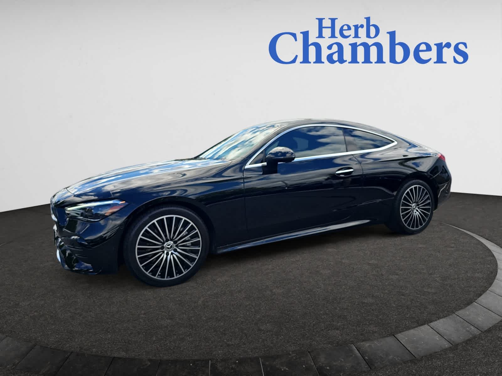 2024 Mercedes Benz CLE 450 4MATIC Coupe photo 4