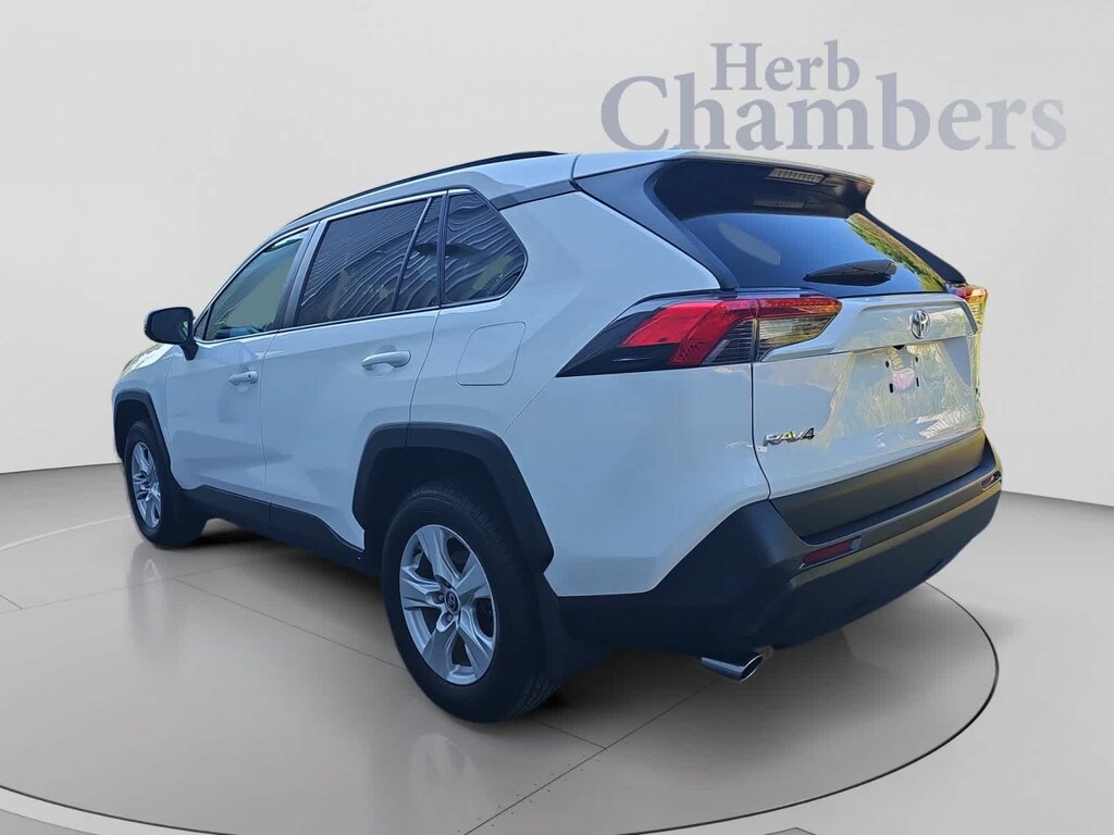 Used 2021 Toyota RAV4 XLE SUV