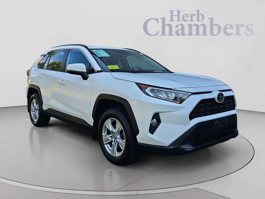 Used 2021 Toyota RAV4 XLE SUV