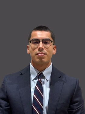 Staff member Julio Romero from ID_2f4877