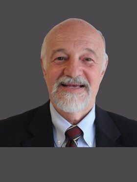 Staff member Stephen Boston from ID_2f4877