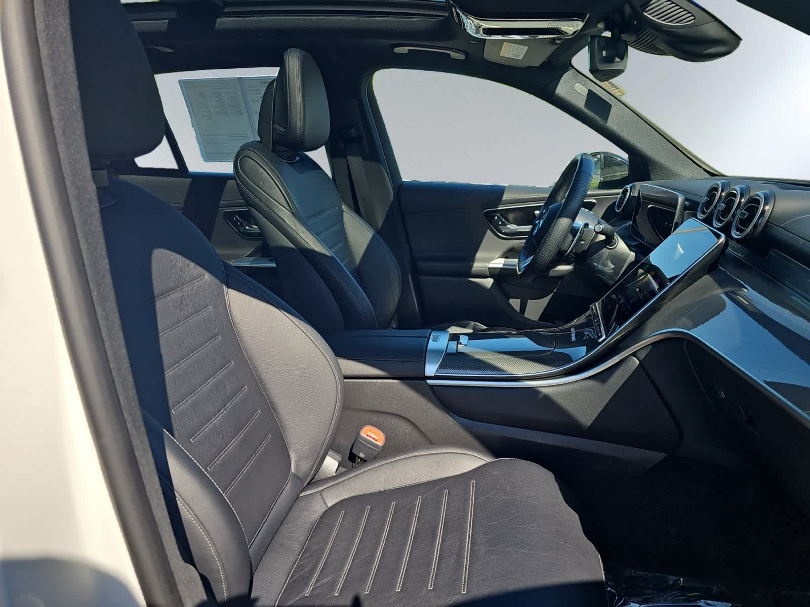 2025 Mercedes-Benz GLC AMG GLC43 - Photo 20