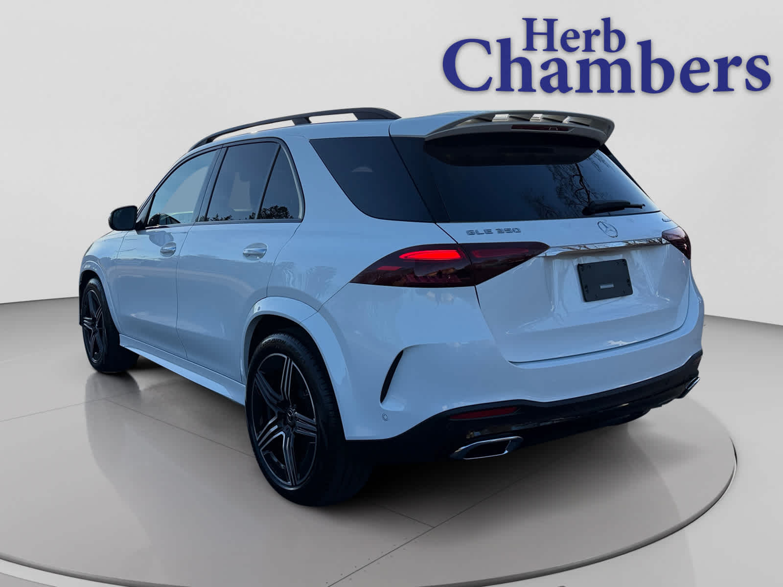 2025 Mercedes Benz GLE 350 4MATIC photo 3