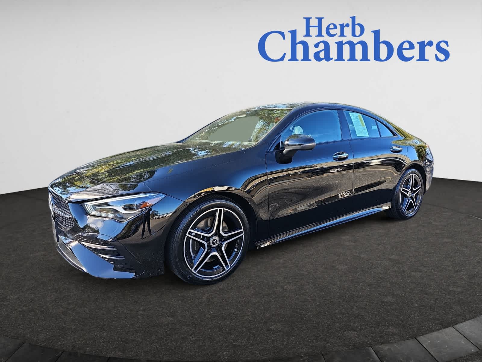 2025 Mercedes Benz CLA 250 4MATIC photo 4