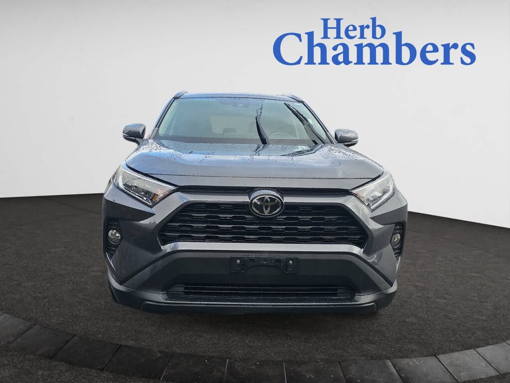 Used 2020 Toyota RAV4 XLE SUV