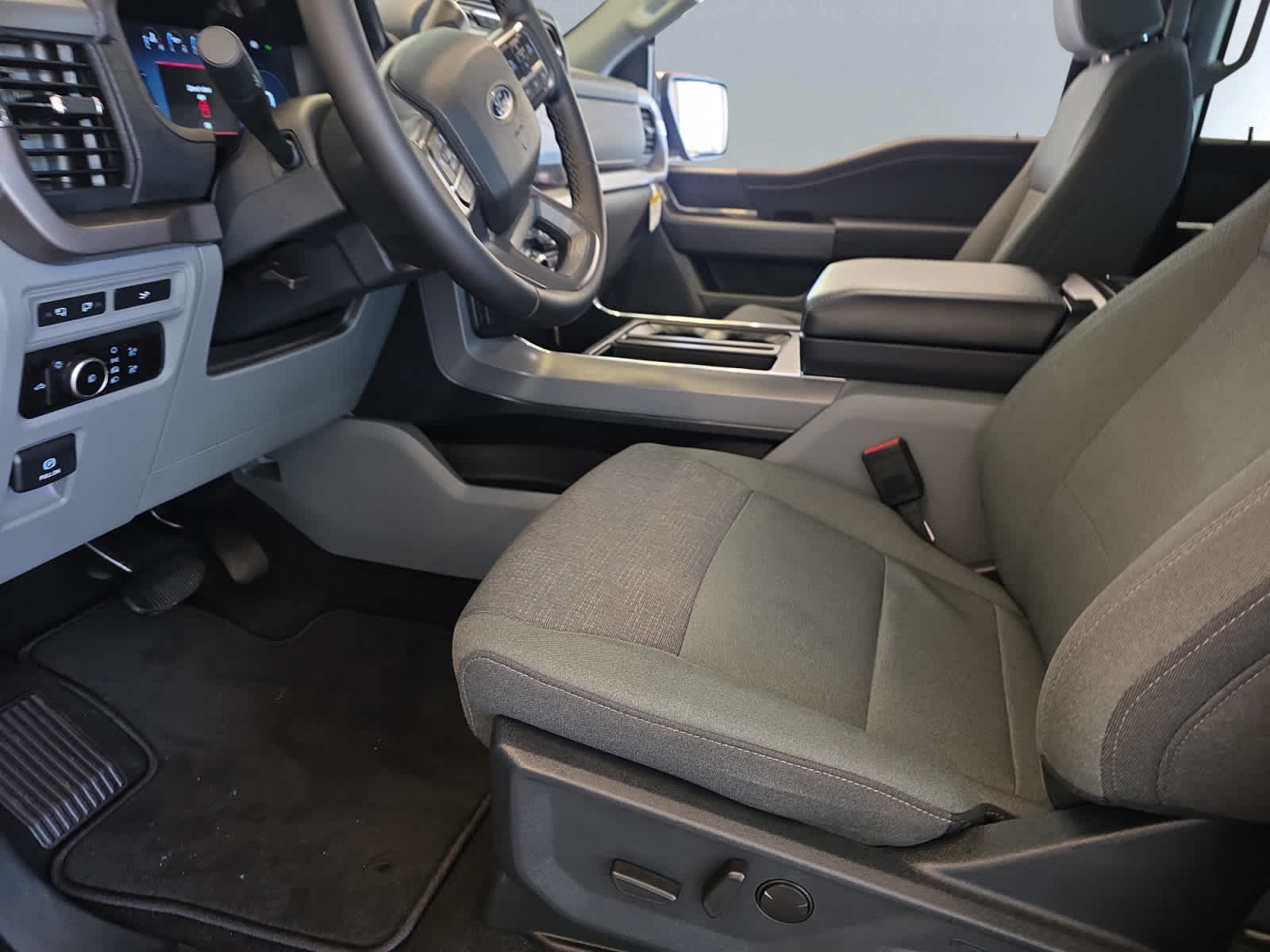 used 2024 Ford F-150 car, priced at $40,998