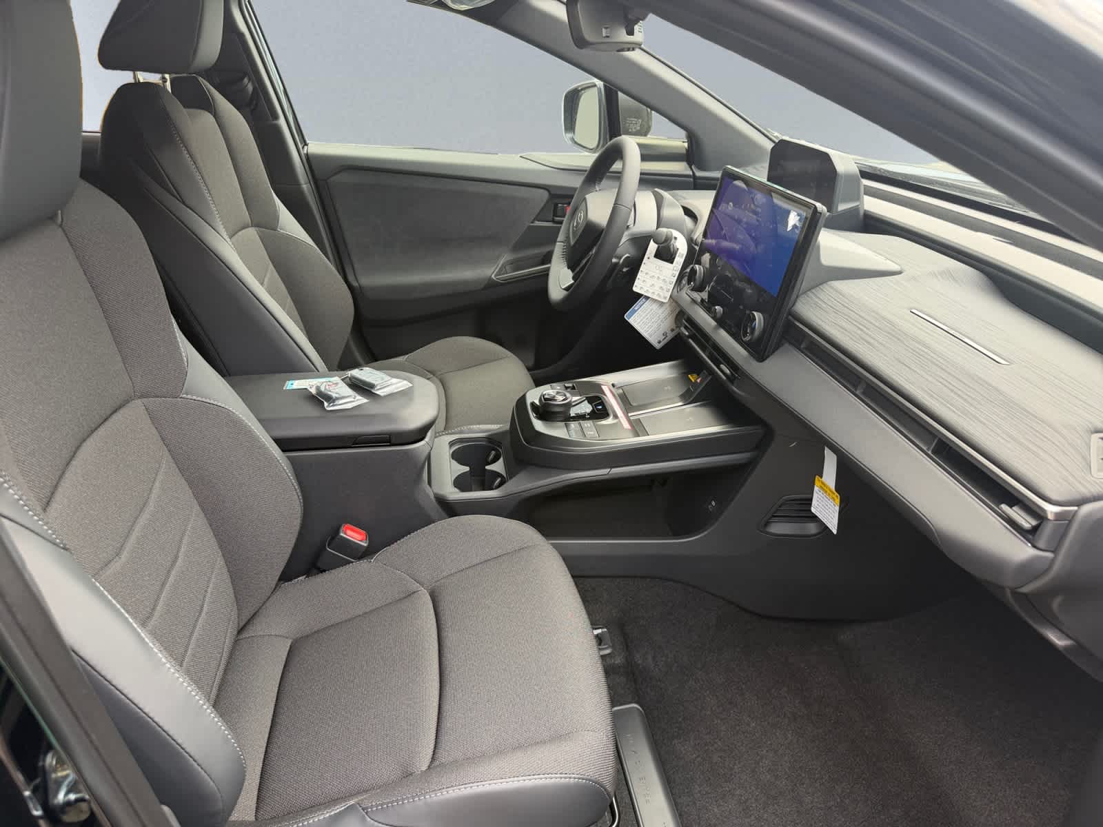 2026 Toyota C-HR SE - Photo 18