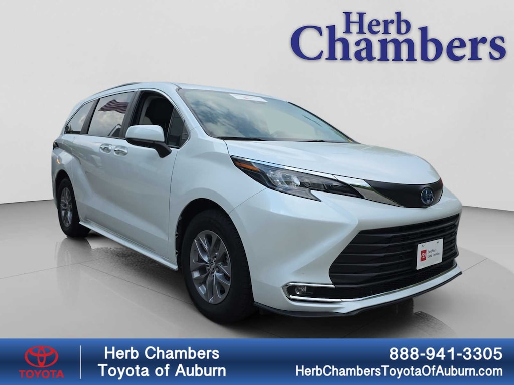 Used 2024 Toyota Sienna XLE Van