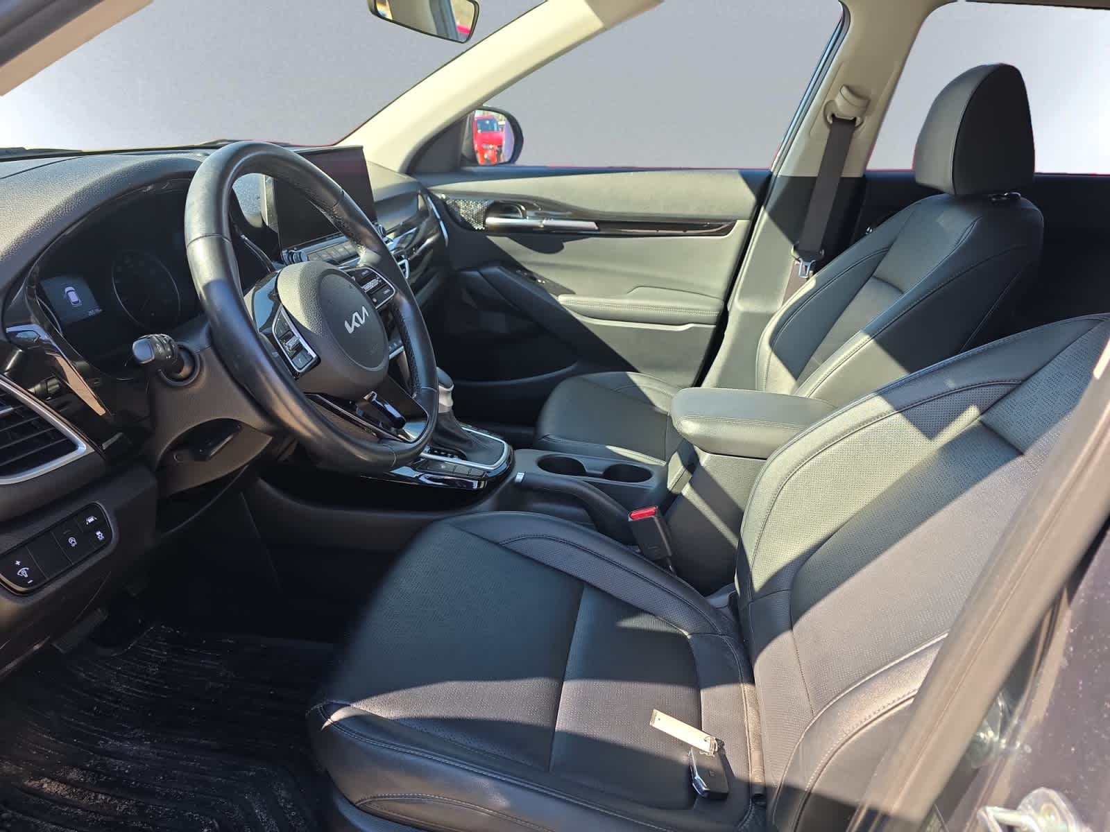 used 2022 Kia Seltos car, priced at $25,998