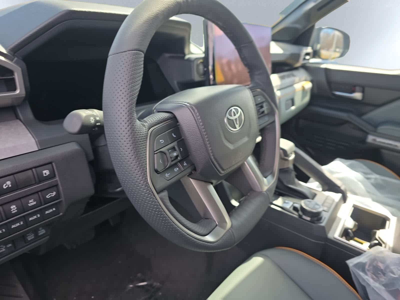 2025 Toyota Tacoma Trailhunter - Photo 17