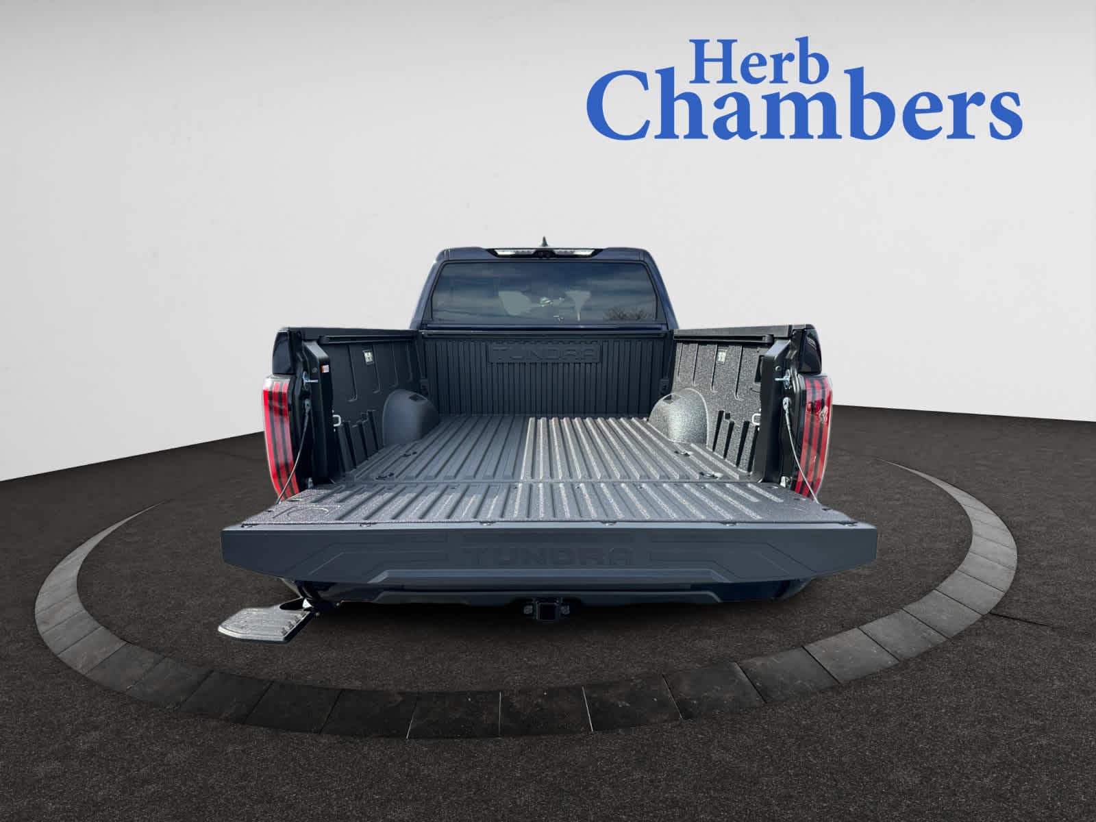 2025 Toyota Tundra Platinum - Photo 11