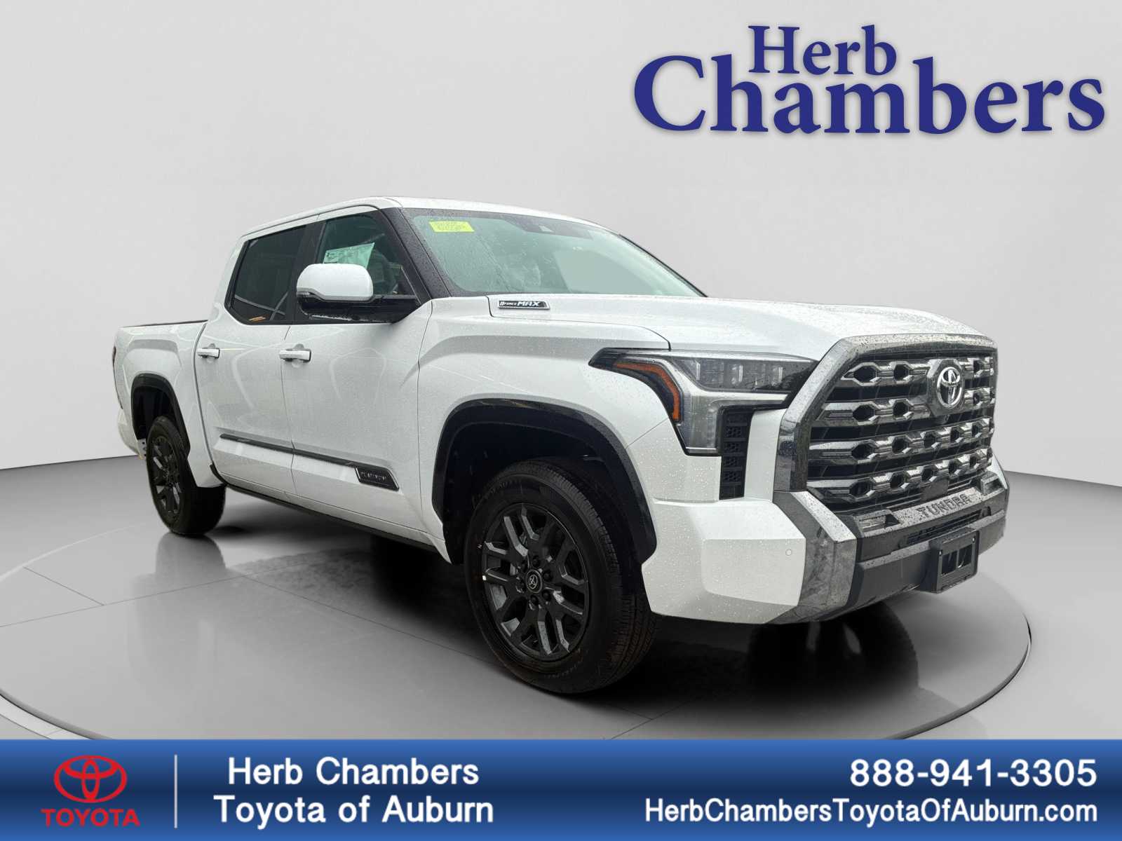 2025 Toyota Tundra Platinum's photo